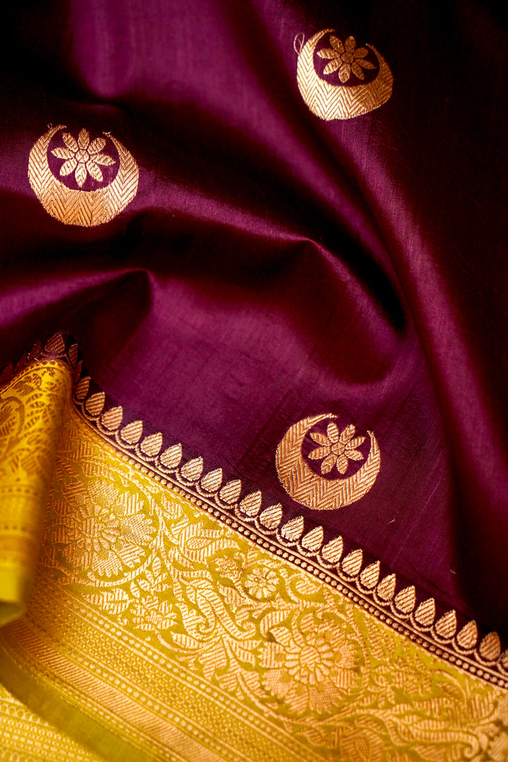 Sonakshi Sinha Inspired Chand Tara Pure Banarasi Katan Silk Saree View 4