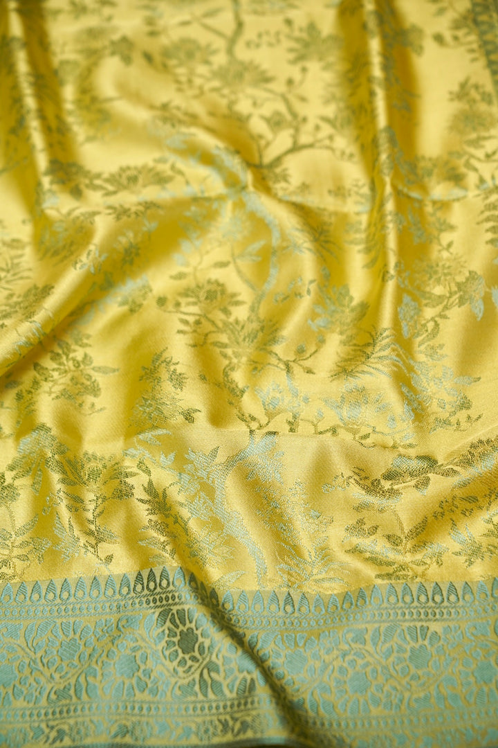Neon Yellow Handwoven Banarasi Pure Tanchoi Silk Saree with Resham Elegance