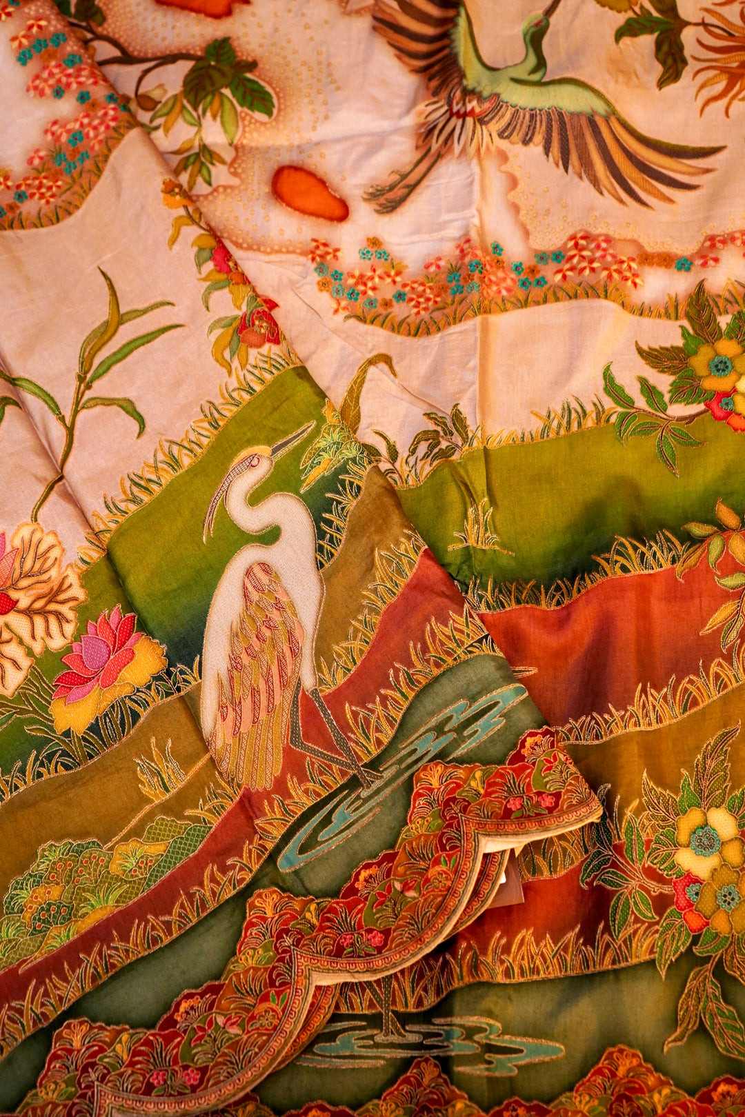 Whispers of Sage Off White Crepe Silk Saree Inspired by Nature’s Serenity