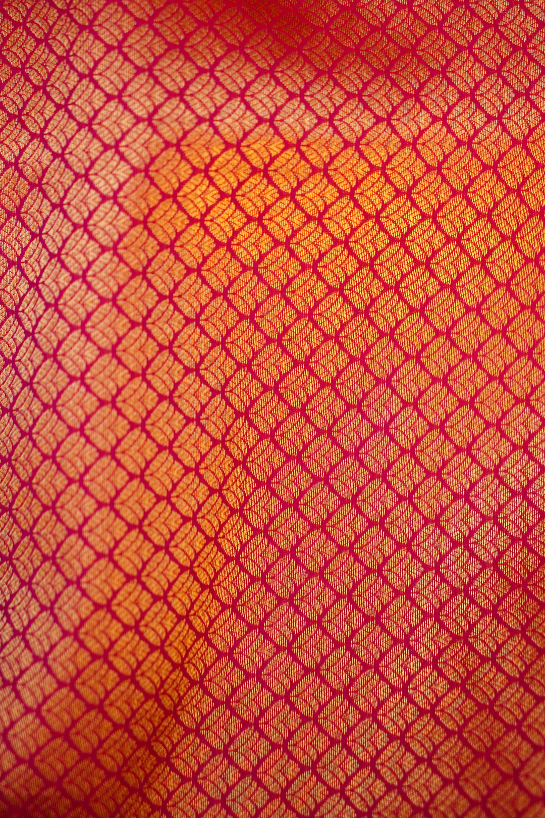 Handwoven Paithani Copper Gold Pure Tissue Silk Figure Motif Saree