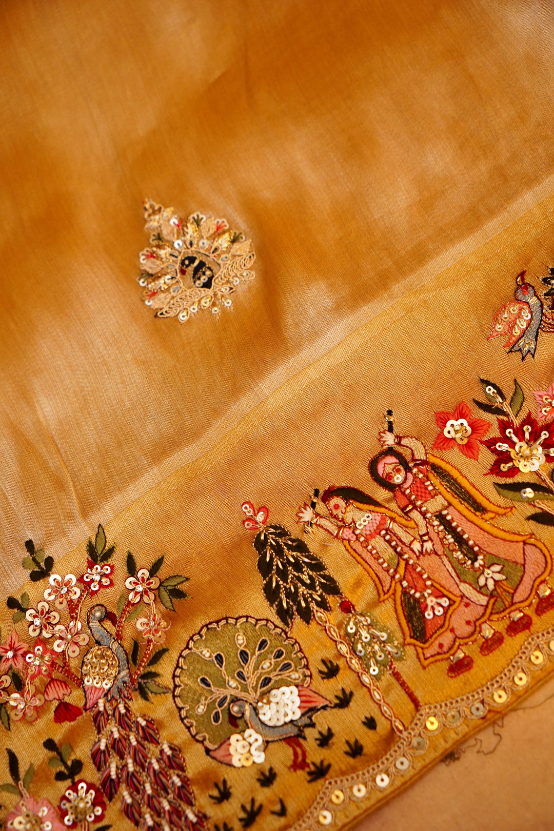 Sunehri Adaa – Designer Golden Tissue Silk Saree