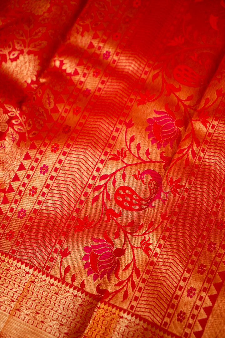Maharani Red Kanjivaram Silk Saree with Woven Zari Brocade View 5