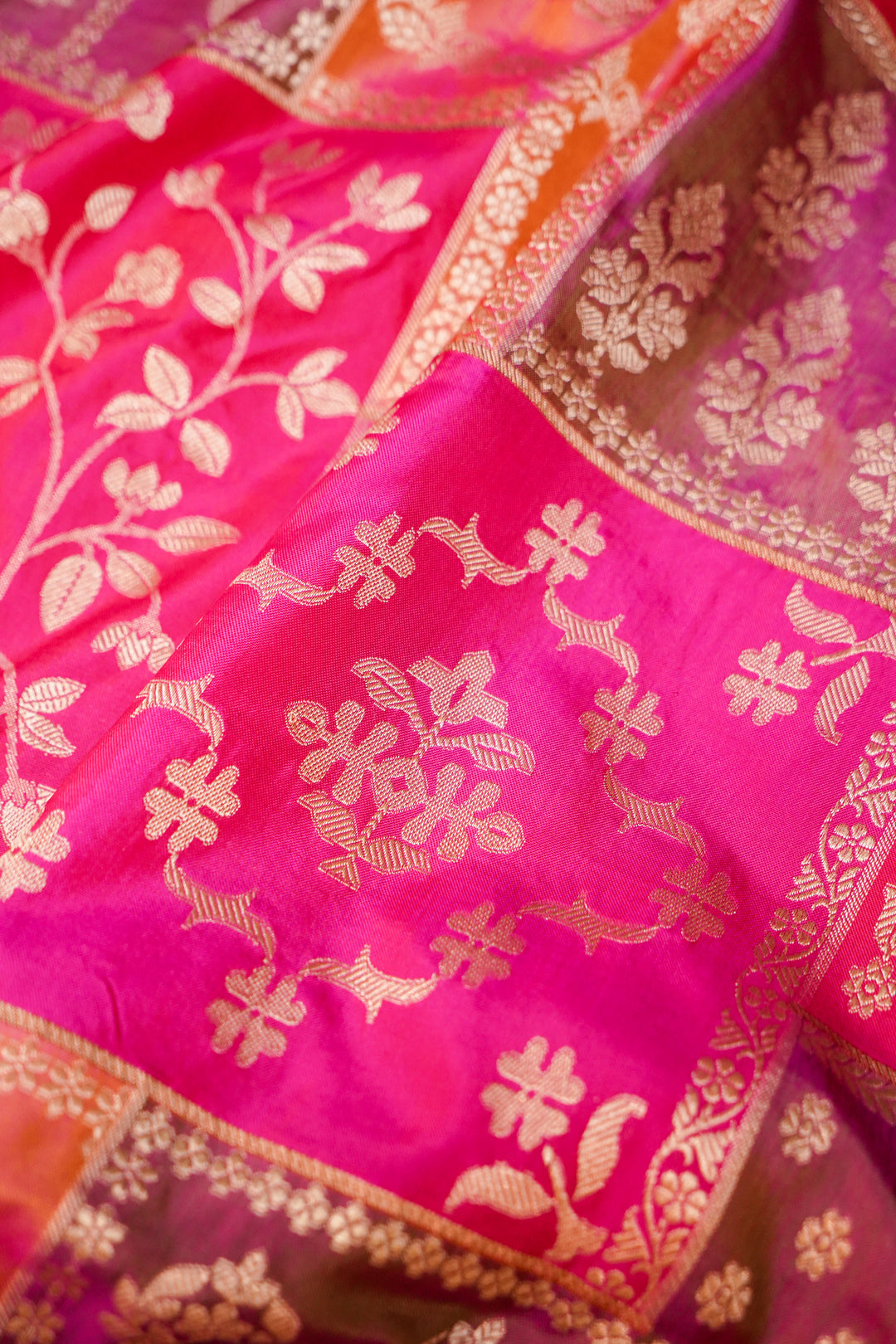 Handwoven Banarasi Pure Katan Silk Rangkat Saree Nita Ambani Inspired Zari Weave View 6