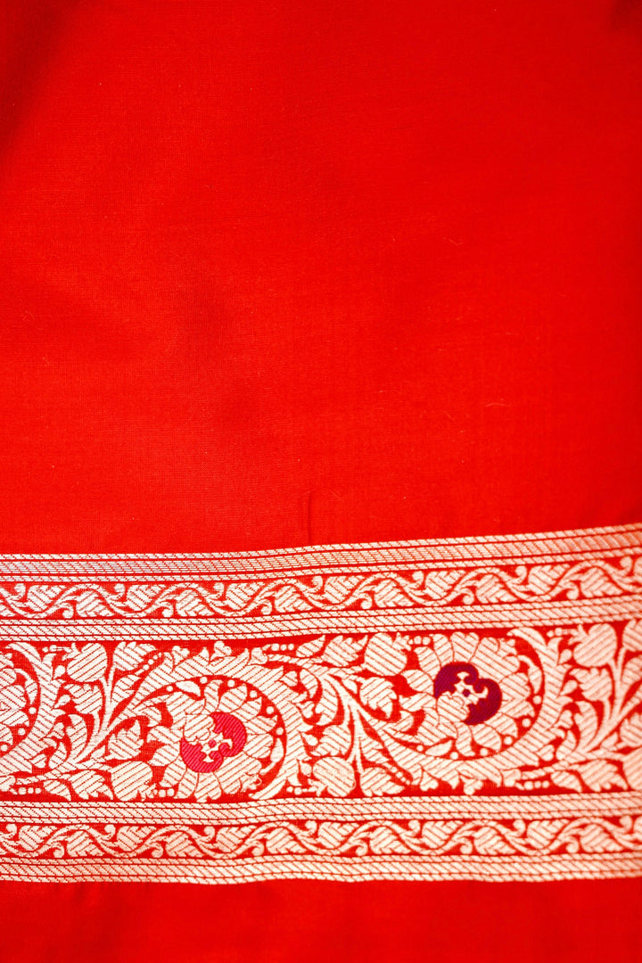 Exquisite Handloom Banarasi Pure Katan Silk Rangkaat Saree