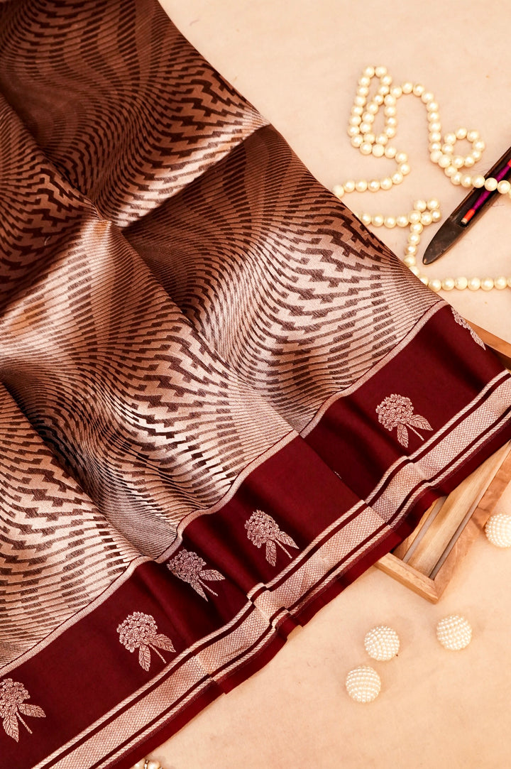 Earthy Elegance – Brown Pure Handloom Organza Silk Saree with Chevron Weaving