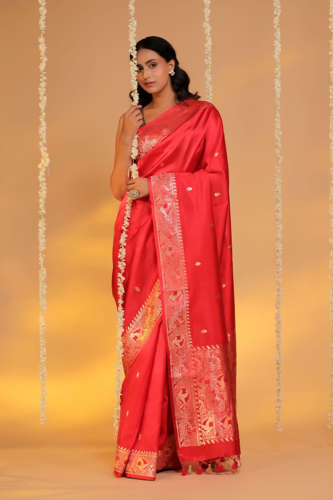 handwoven red bridal banarasi pure mashru silk shikargah weaving saree front view 2