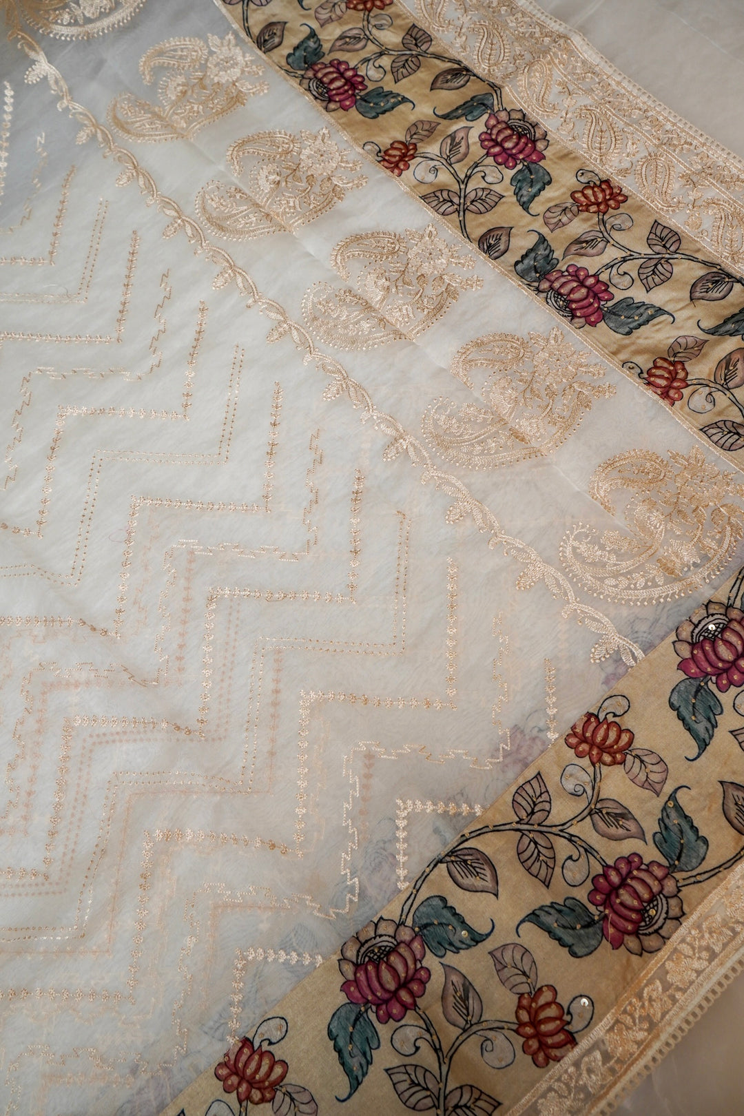 Pure White Organza Saree with Kalamkari Border & Katha-Resham Embroidery