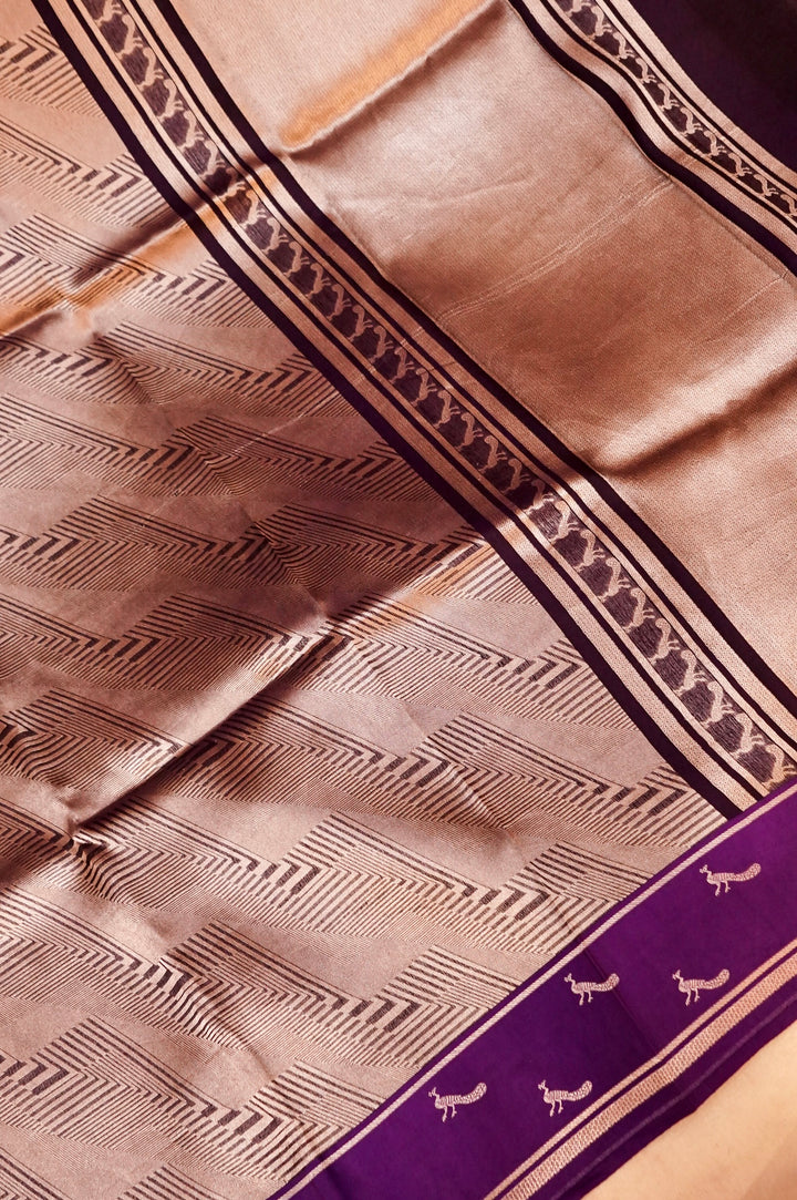 Royal Plum Grace – Purple Pure Handloom Organza Silk Saree with Peacock Motif Border