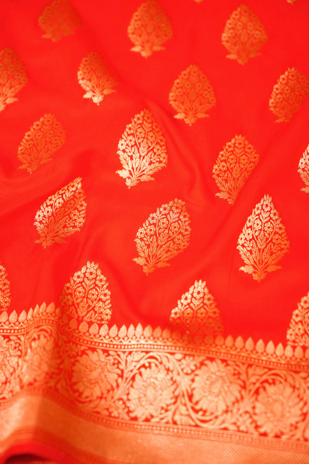 Handwoven Red Bridal Banarasi Pure Katan Satan Silk Saree