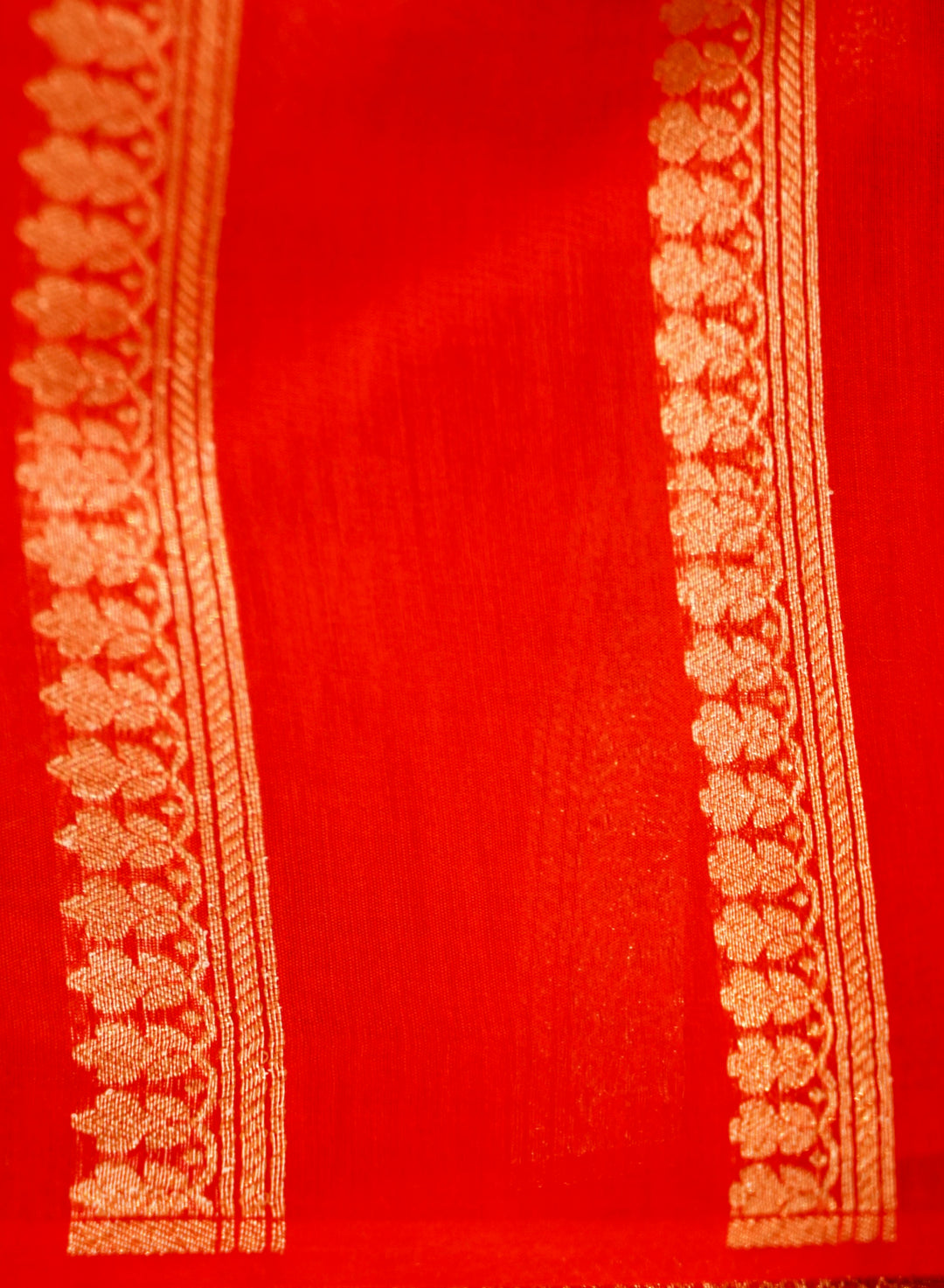 Handwoven Banarasi Pure Cream Chanderi Silk Saree with Red Contrast Border