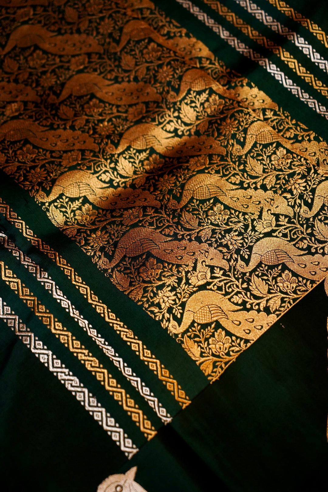 Bottle Green Elegance – Raw Mango Handwoven Pure Katan Silk Sparrow Motif Saree