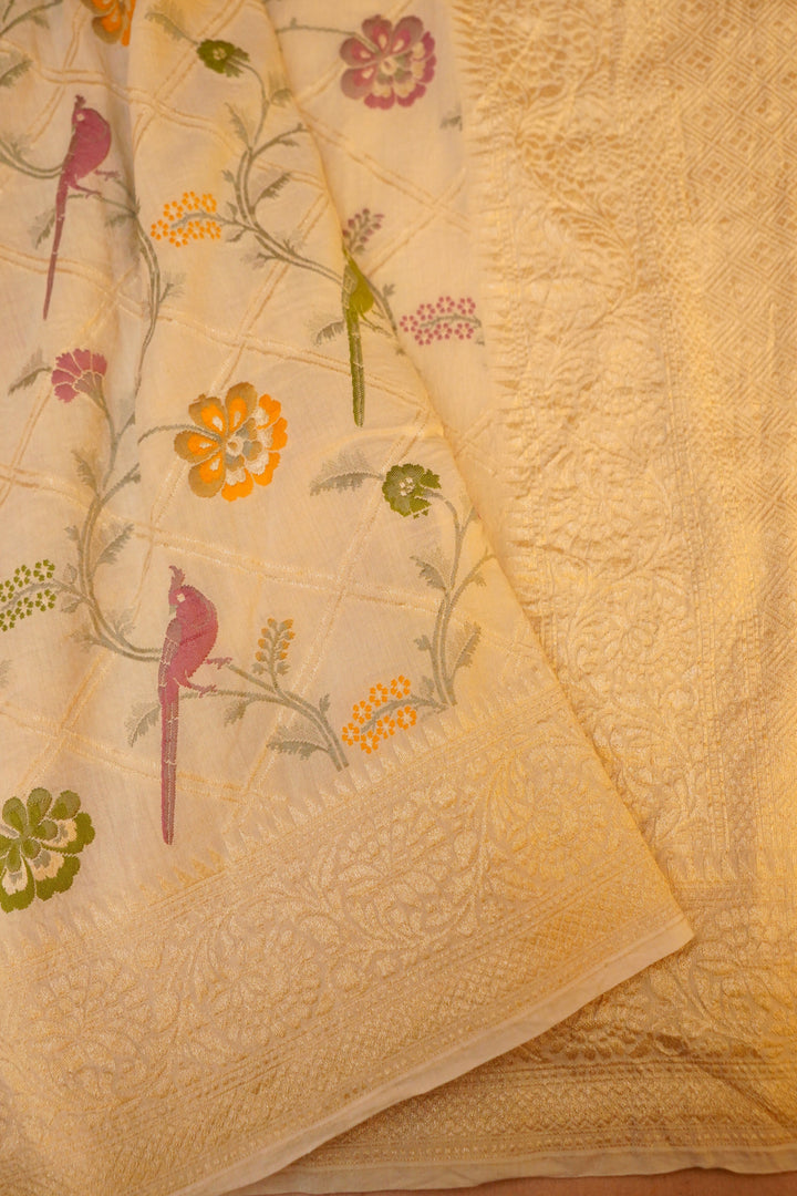 Hansika – Off White Pure Tussar Georgette Birds Motif Saree