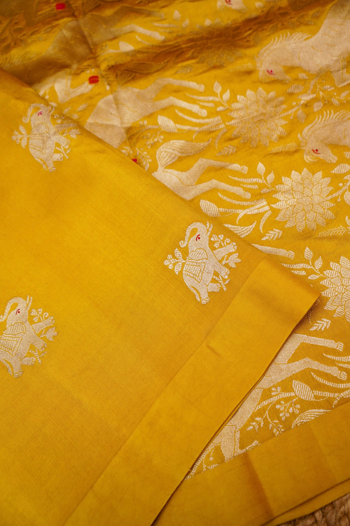 Haldi Wear Handwoven Banarasi Pure Katan Silk Elephant Motif Saree View 3