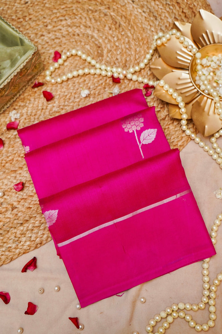 Fuchsia Check Pure Katan Silk Banarasi Saree View 1
