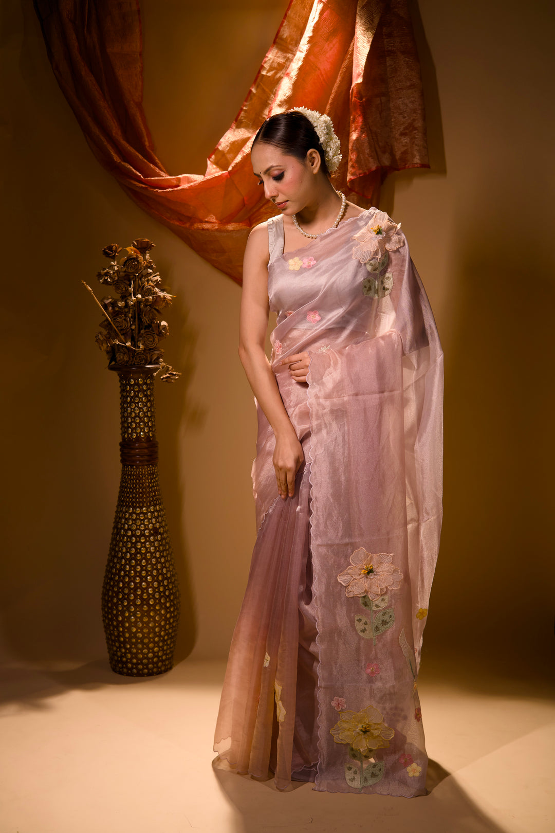 Rose Gold Pure Handloom Tissue Saree with Scallop Border Placement Appliqué Embroidery View 1