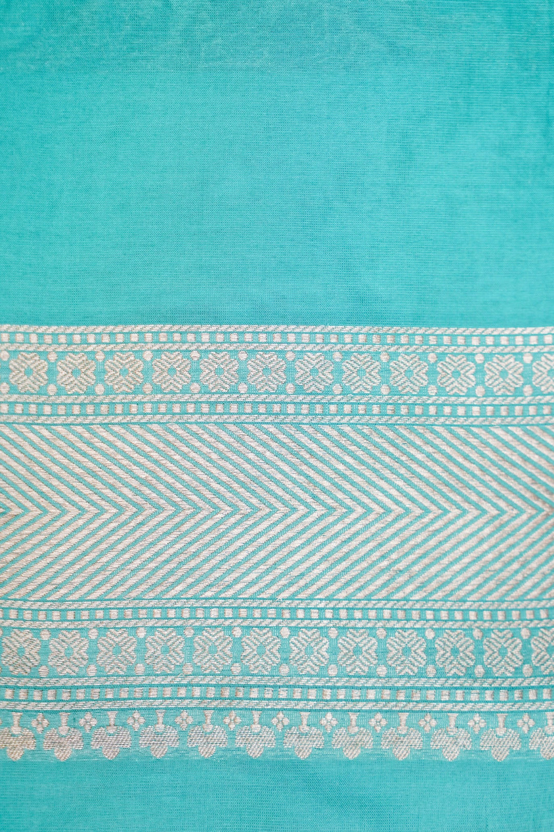 Turquoise Blue Rangkaat Bloom Pure Katan Silk Banarasi Saree View 6
