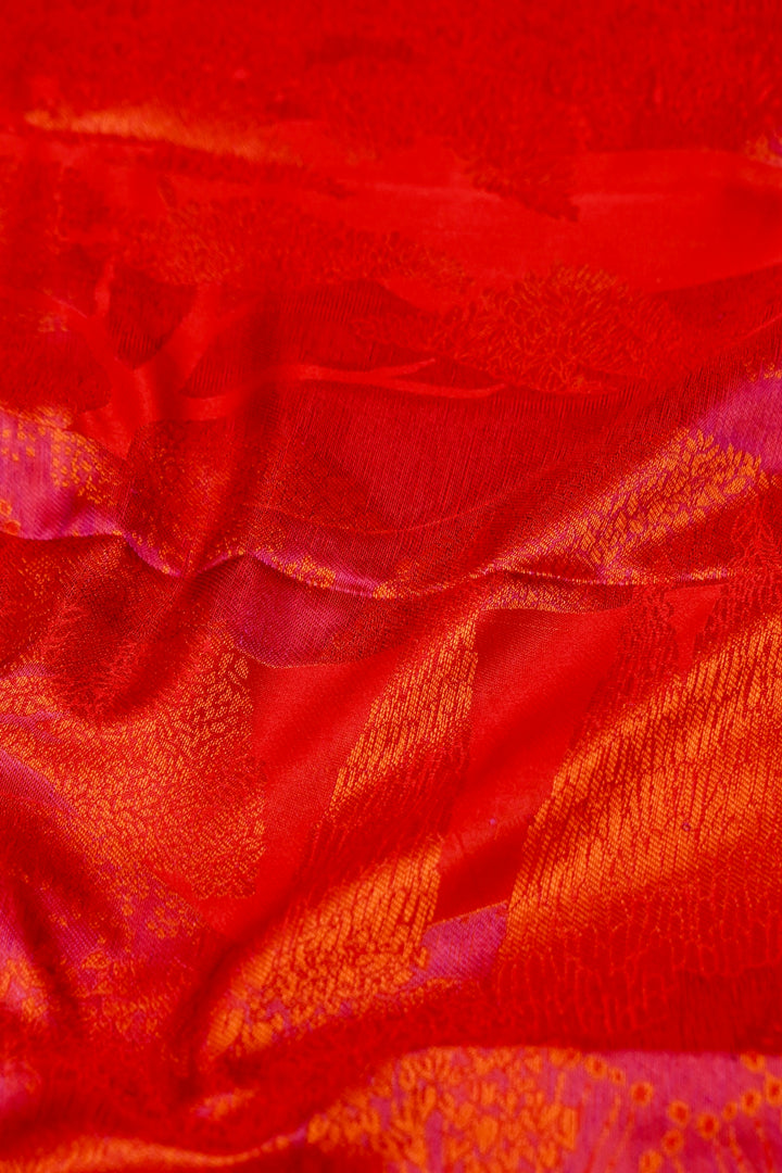 Classic Red Handwoven Pure Banarasi Tanchoi Silk Saree