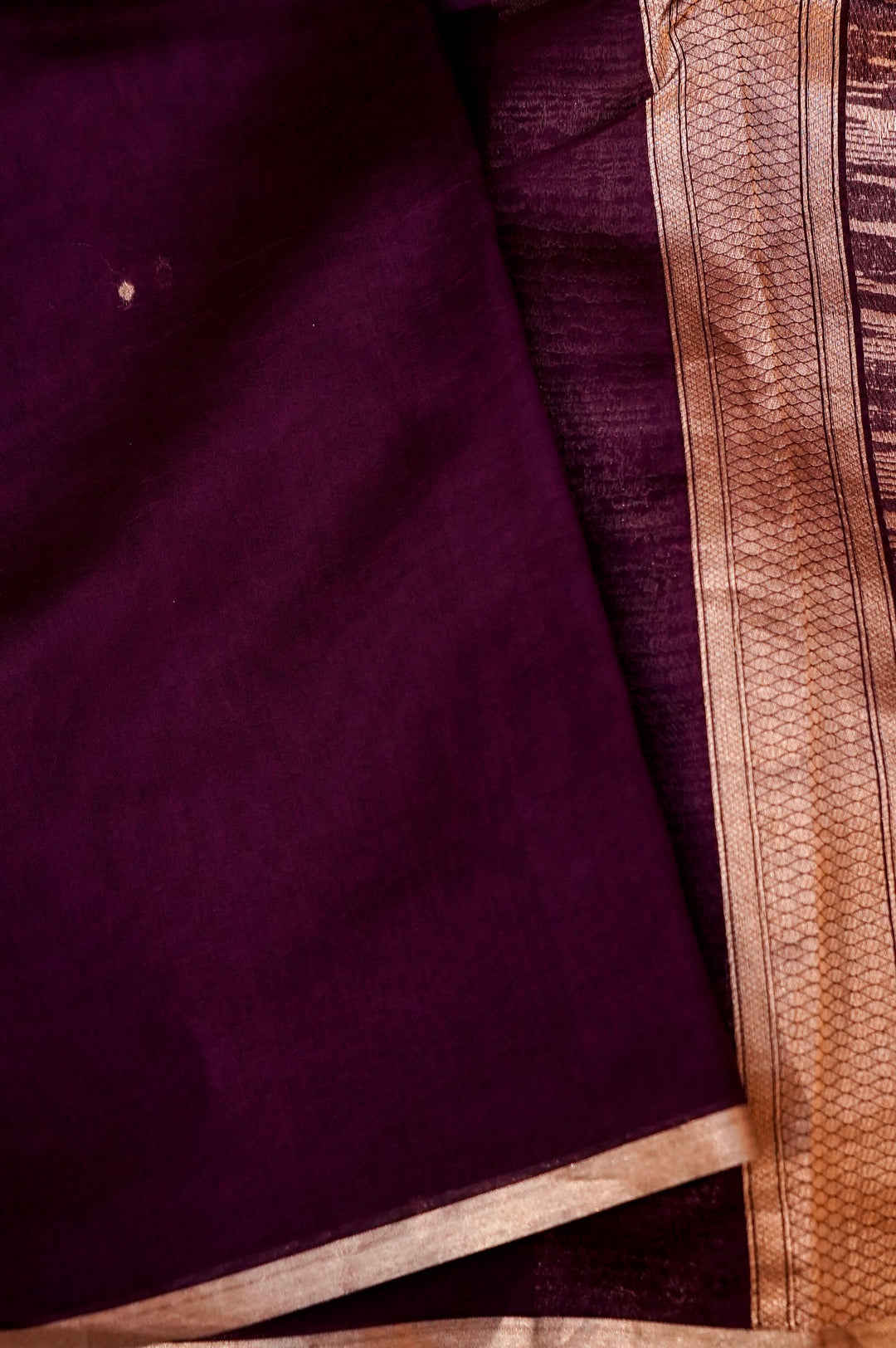 Imperial Plum Elegance – Pure Banarasi Handloom Chiniya Silk Saree in Dark Purple