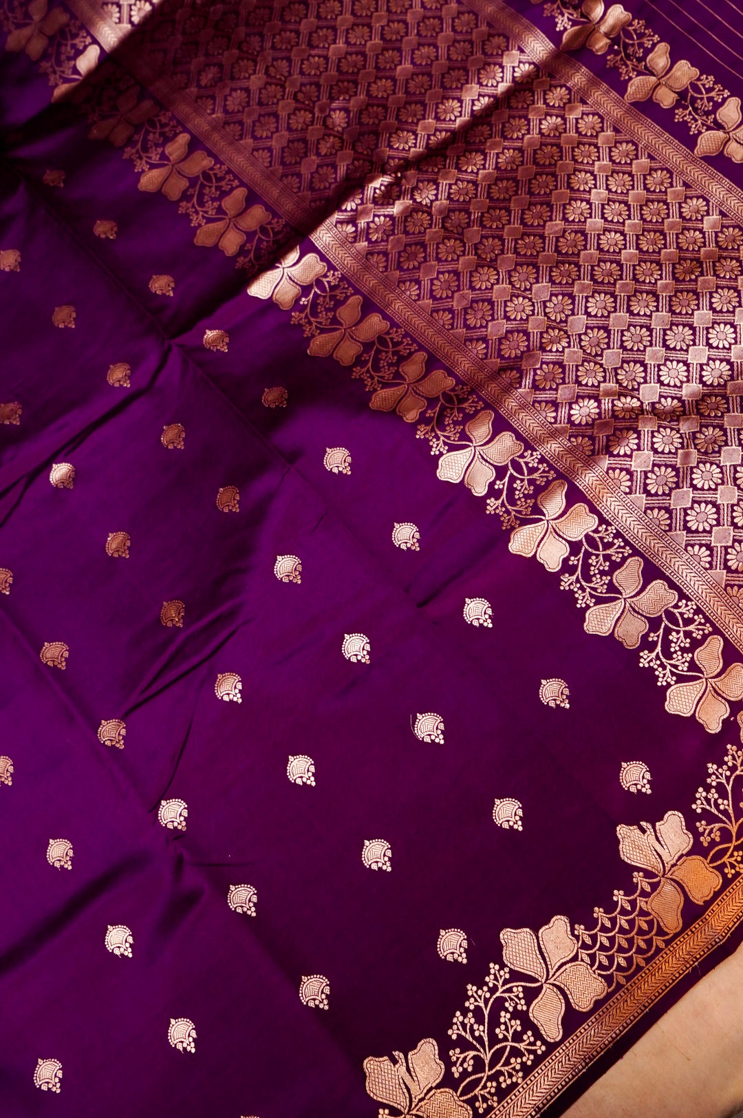 Royal Plum Grandeur – Handwoven Banarasi Pure Katan Silk Saree with Designer Zari Border