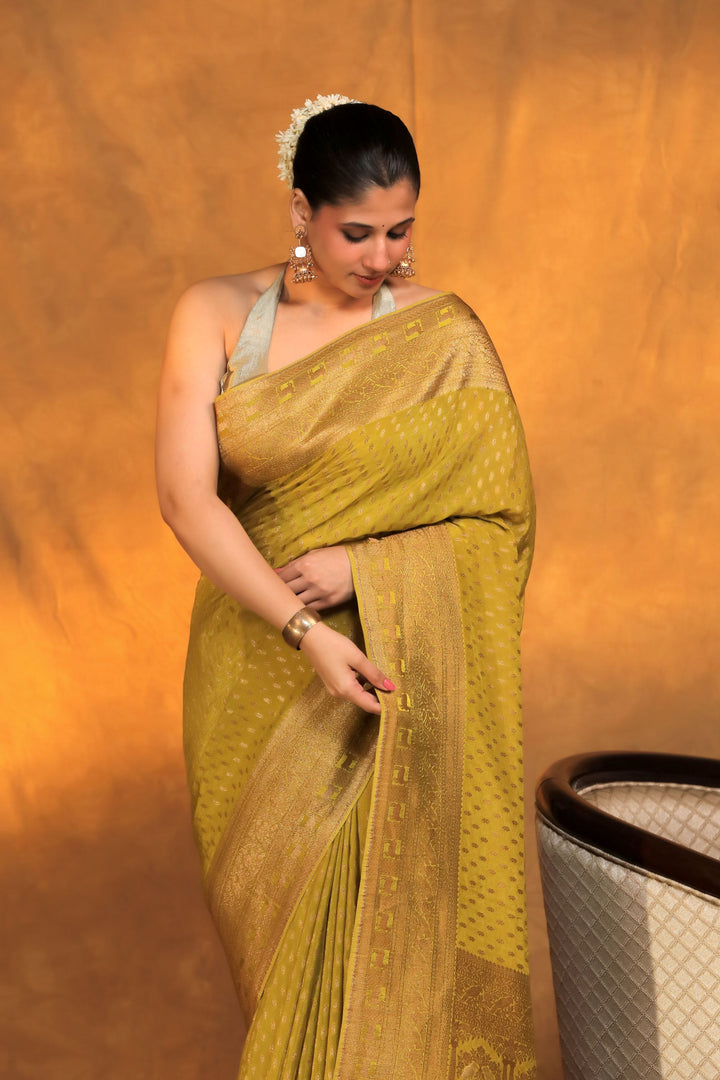 lemonyellow pure crepe chinon georgette saree with shikargah border closeup view 2
