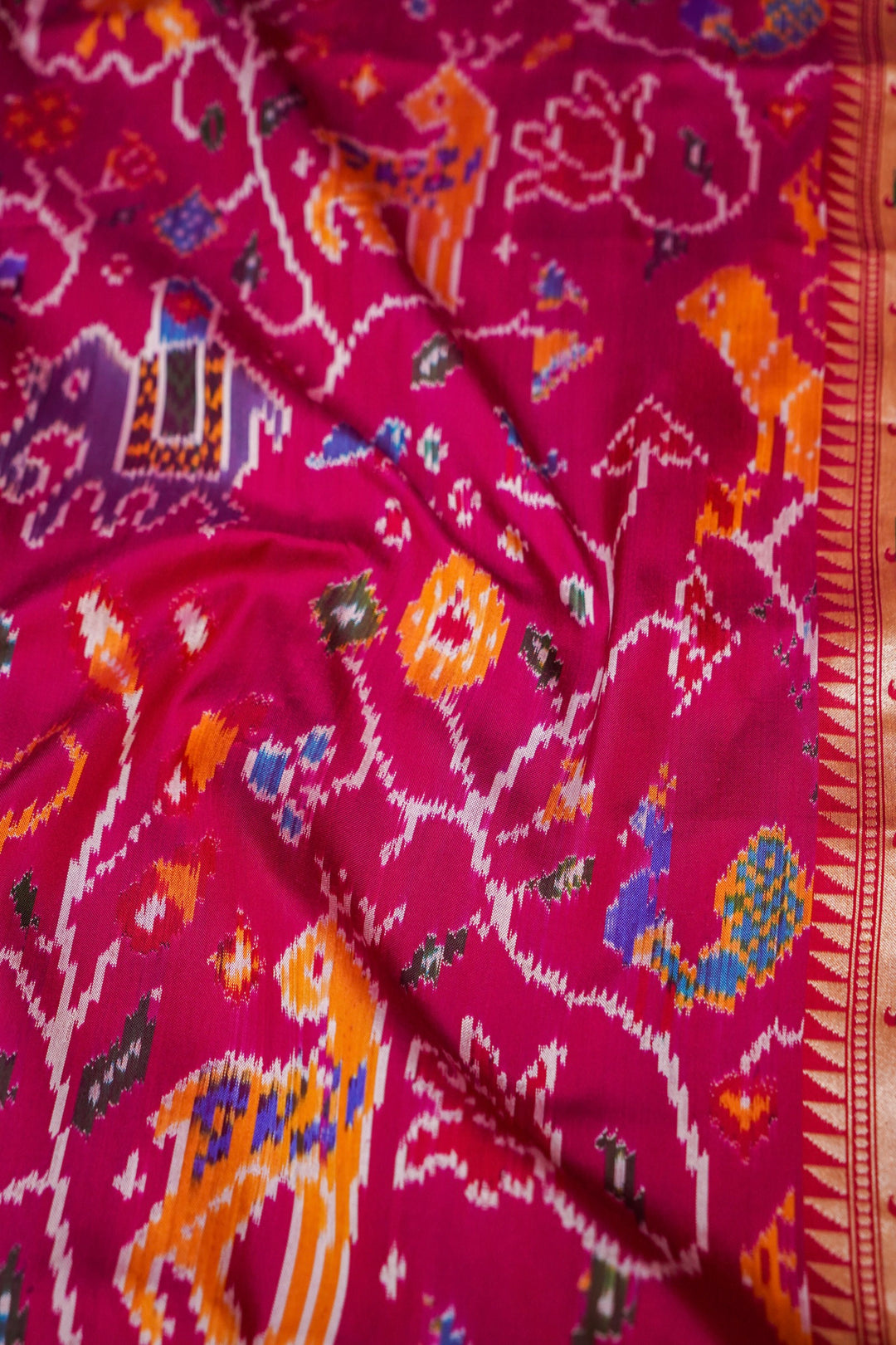 Handwoven Rani Pure Ikkat Weaving Katan Silk Paithani Saree View 4