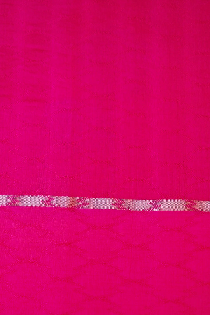 Fuchsia Check Pure Katan Silk Banarasi Saree View 5