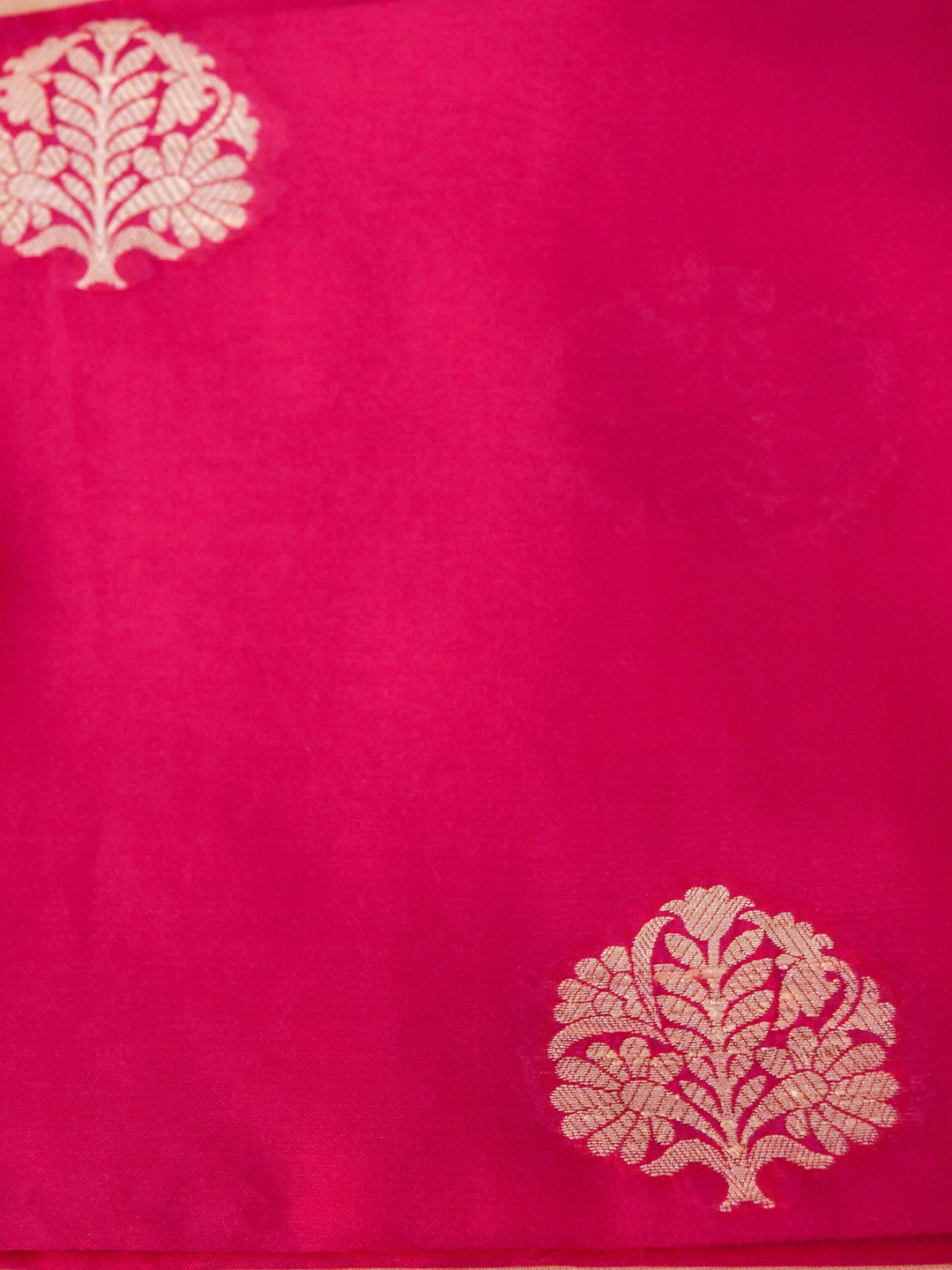 Handwoven Pink Pure Organza Saree with Dull Gold Embroidery Handloom Katan Silk Blouse View 5