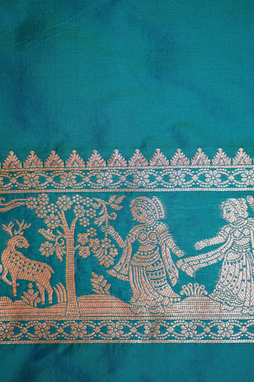 Peacock Green Soft Silk Baluchari Inspired Figure Motif Saree