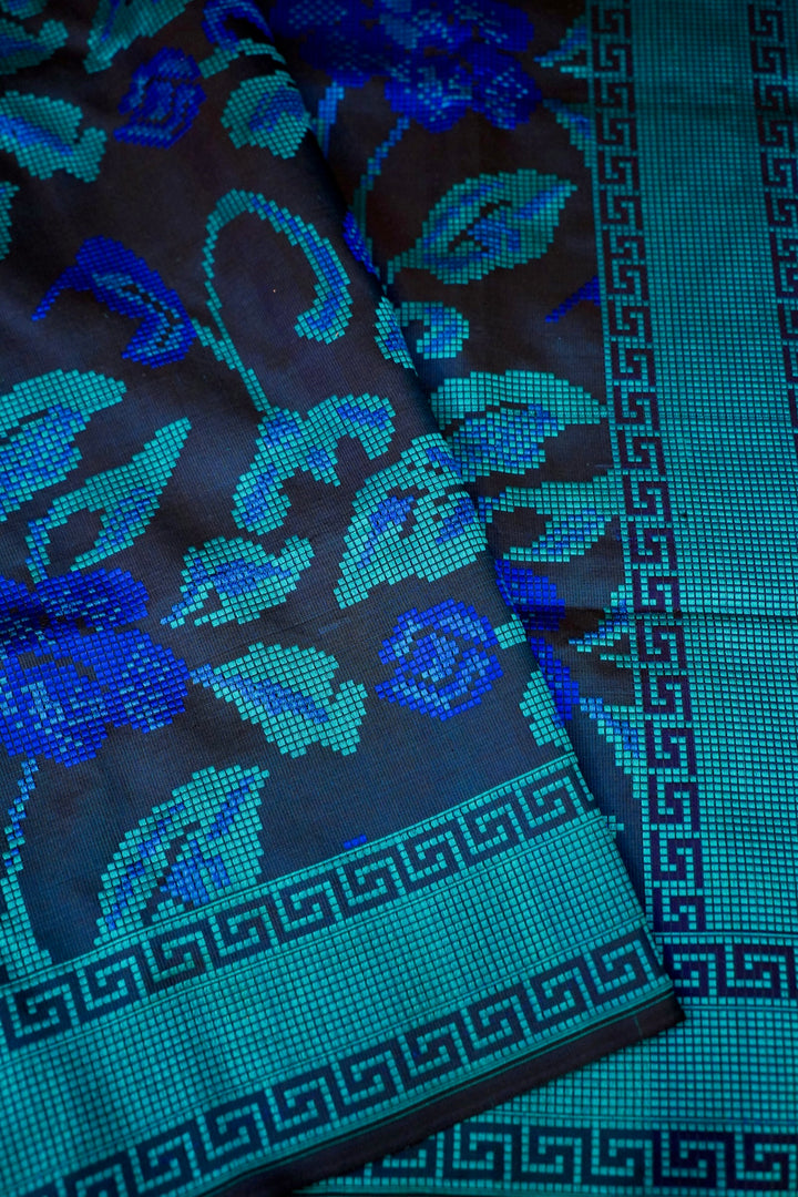 Handwoven Banarasi Teal Green Pure Tanchoi Katan Silk Saree