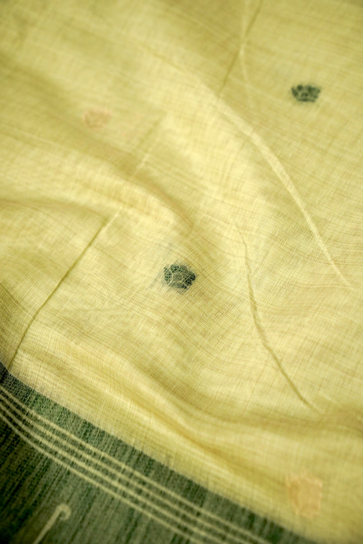 Elegant Pista Green Cotton Silk Saree with Thread Zari Bootidar Weave Jamdani Inspired Pallu View 4