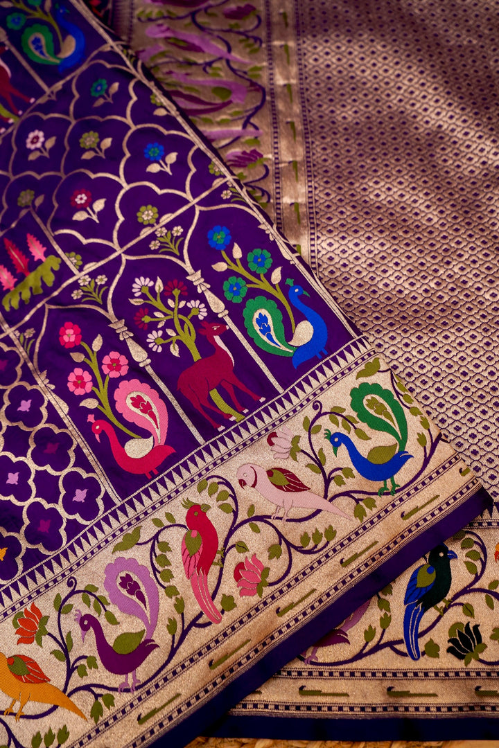 Handwoven Banarasi Pure Meenakari Shikargah Katan Silk Saree View 2