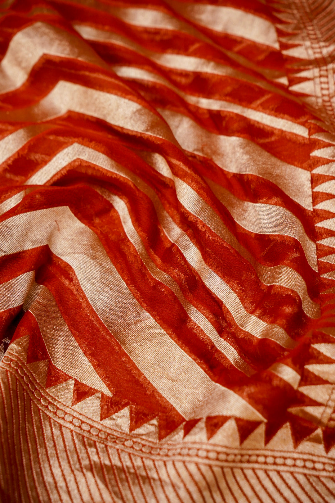 Red Handloom Pure Khaddi Georgette Chevron Pattern Saree View 5
