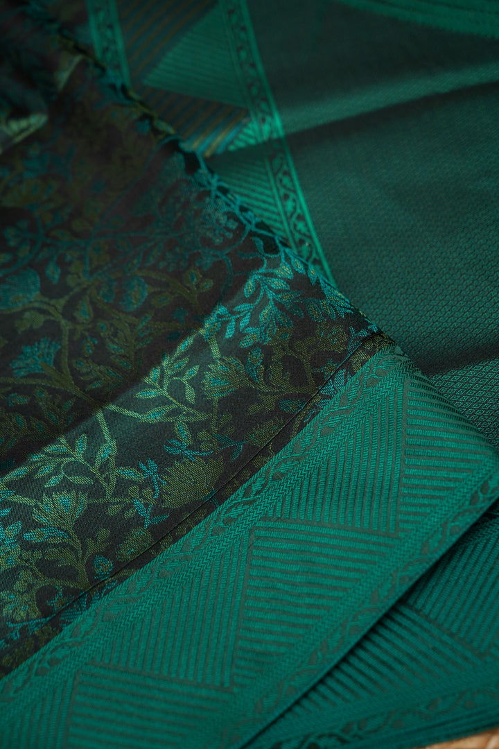 Bottle Green Handwoven Pure Banarasi Tanchoi Silk Saree