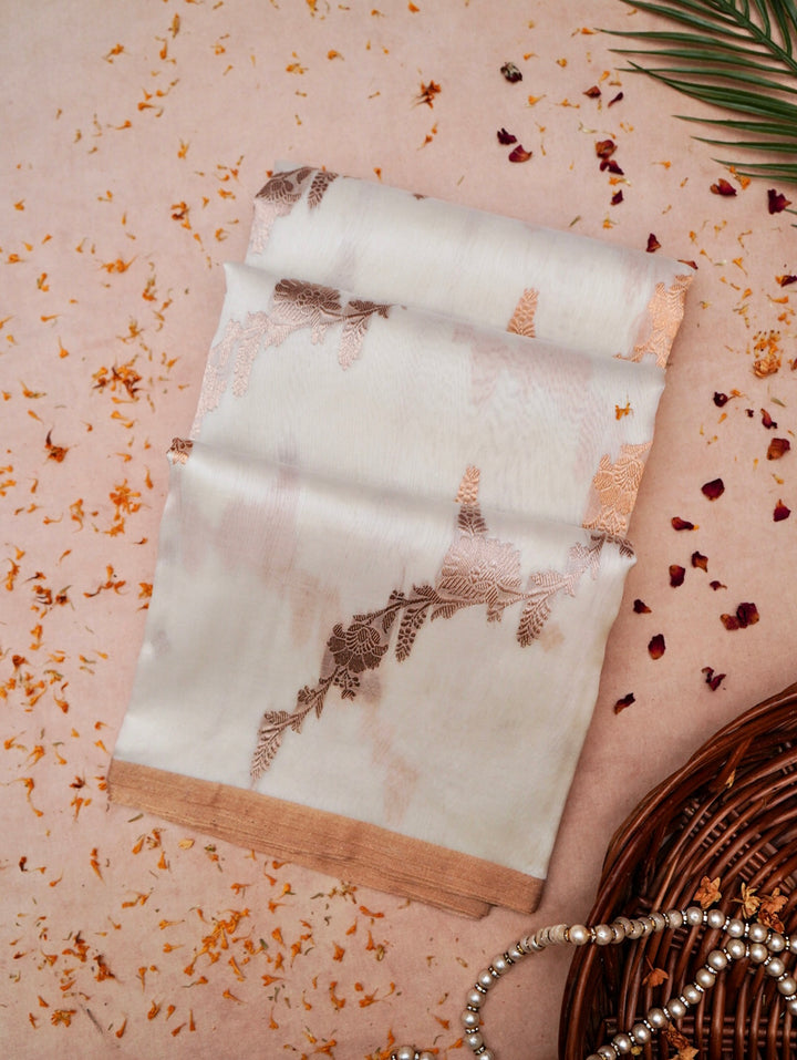 Raw Mango Radiance – Handwoven Banarasi Puna Silk Masterpiece