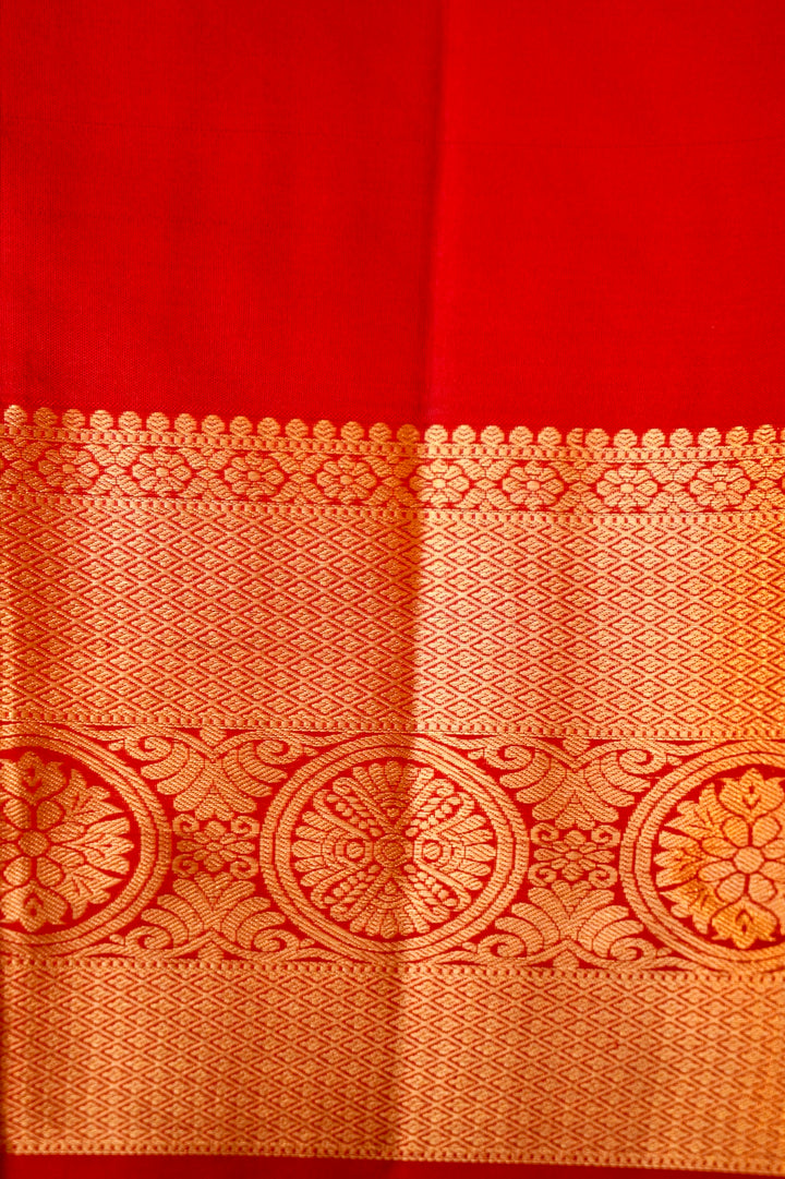 Scarlet Silk Kanjivaram Saree with Intricate Zari Brocade Weave View 6