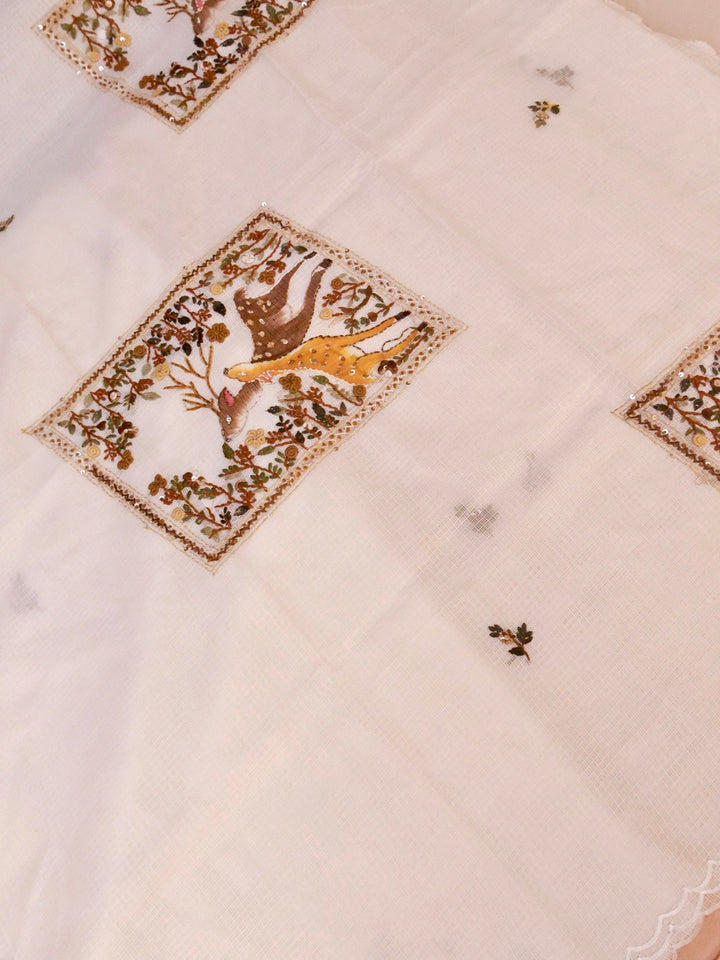 White Pure Kota Saree with Kantha Embroidery Hand Painted Motifs View 5