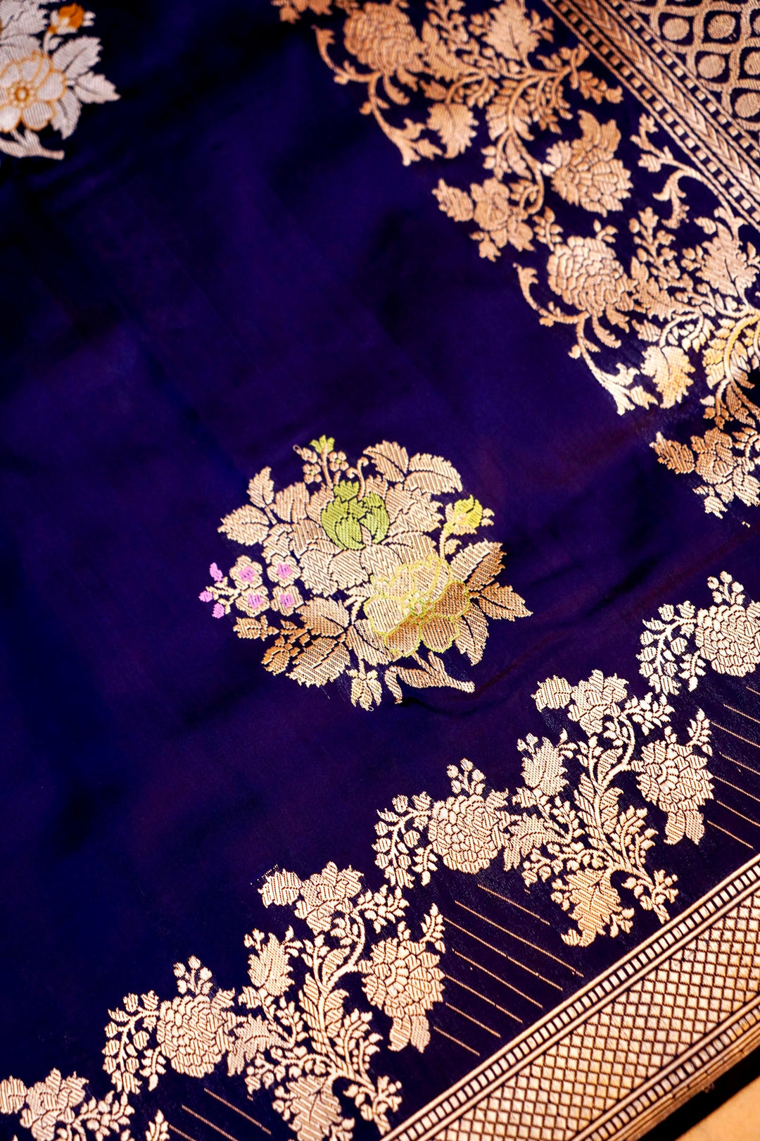 Royal Navy Blue Pure Handloom Katan Silk Kadwa Banarasi Saree