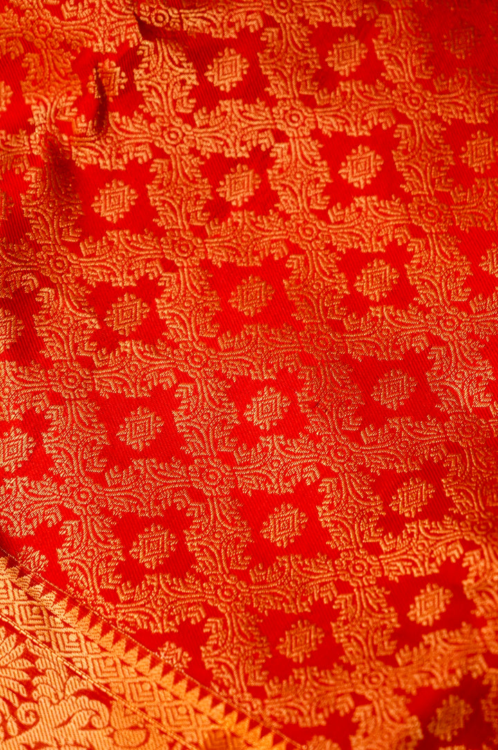 Ruby Red Kanjivaram Silk Saree with Heirloom Zari Brocade Weave View 4