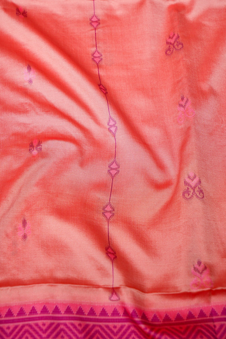 Peach Soft Silk Kanjivaram Inspired Saree with Contrast Thread Weaving