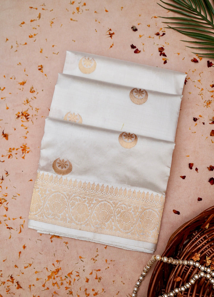 Threads of Royal Heritage – The Banarasi Puna Silk Elegance