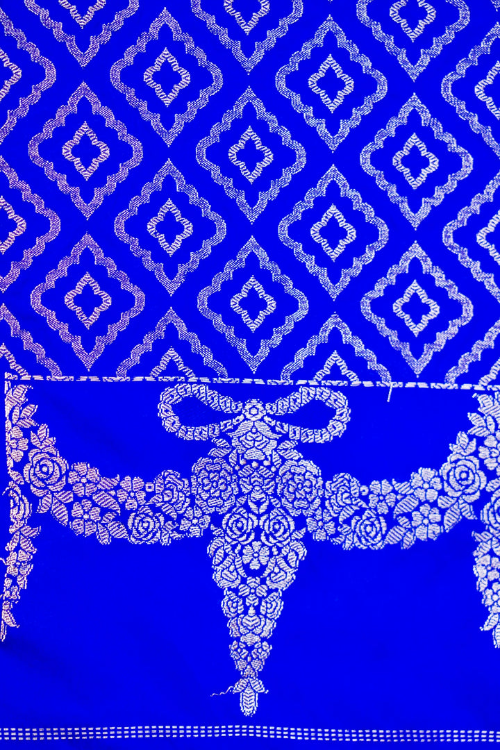 Timeless Elegance in Royal Blue Mashru Silk Saree with Zari Woven Border & Pallu
