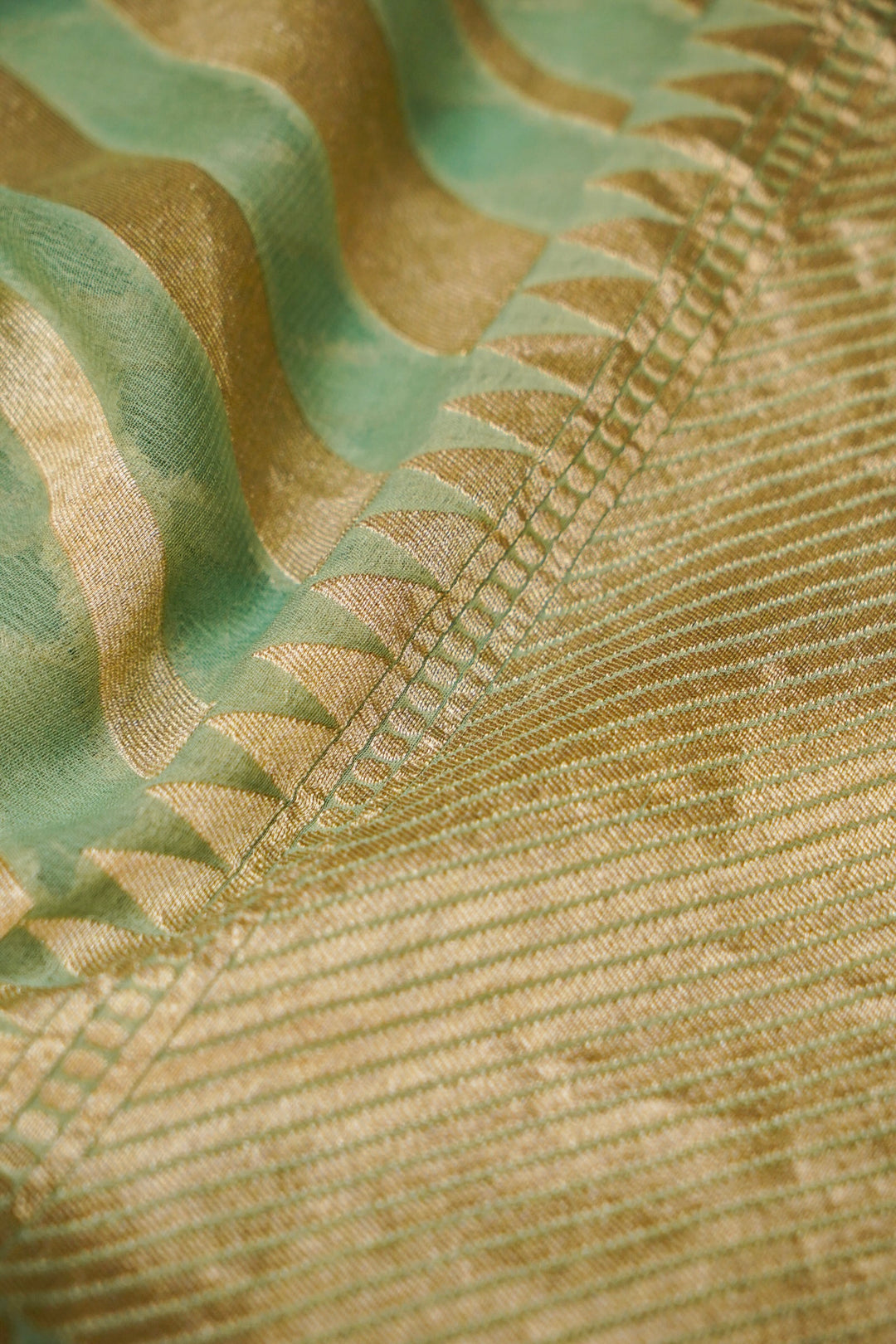 Handwoven Pure Khaddi Georgette Sage Green Chevron Pattern Saree View 5