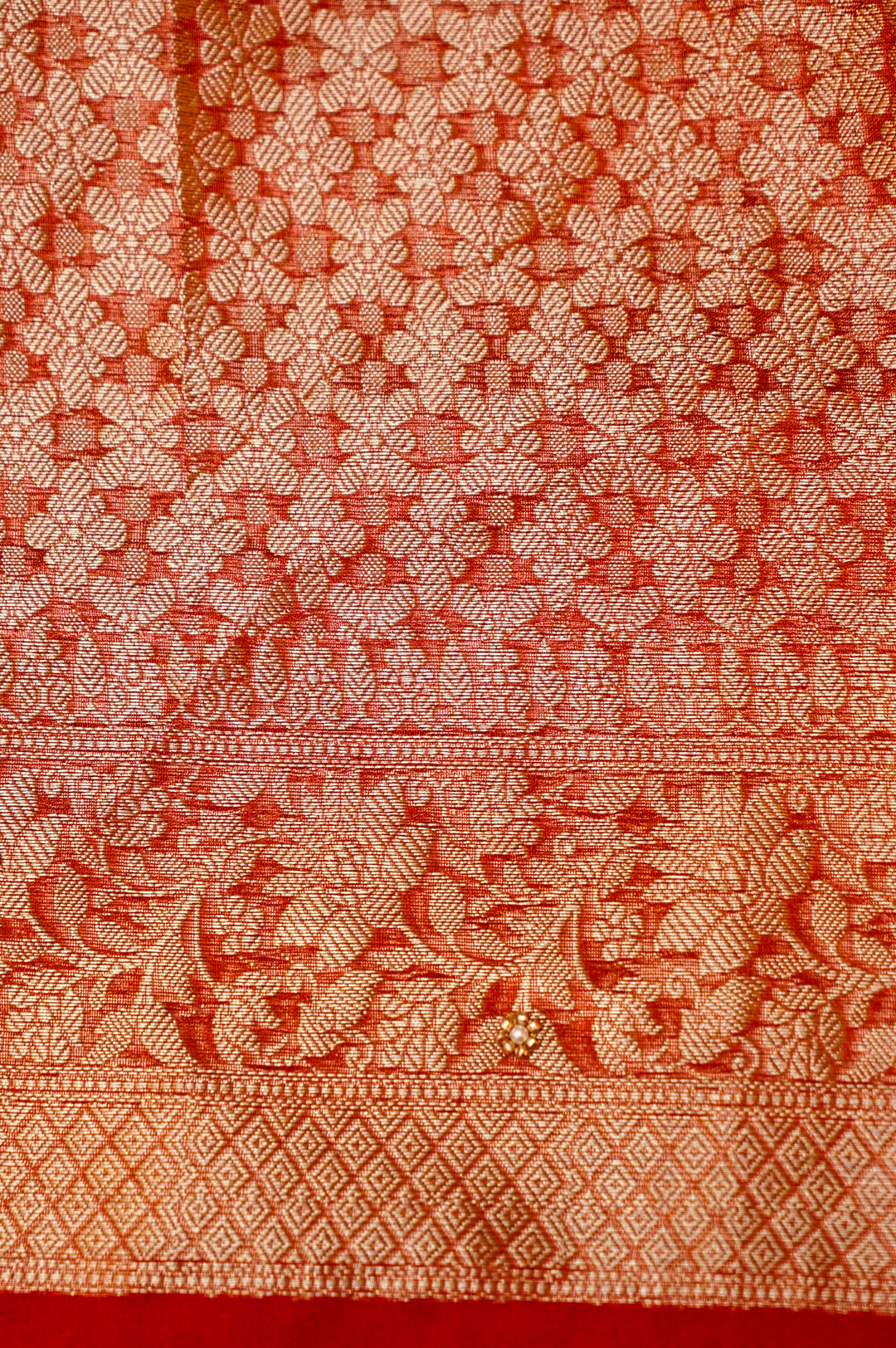 Ruby Red Maharani Tissue Silk Radha Krishna Motif Saree View 7
