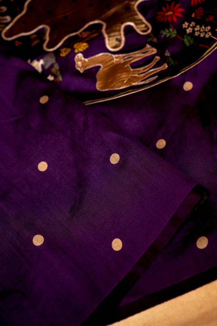 Figure Motif Elegance Violet Tissue Saree with Silk Anchal Closeup View 3
