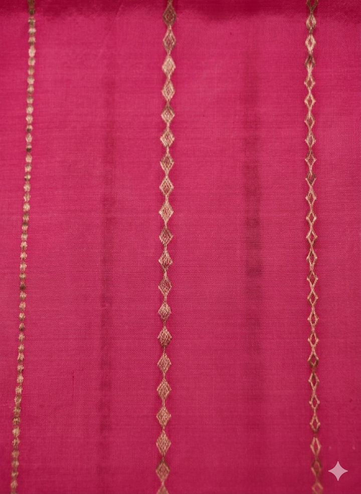 Handwoven Rani Pink Banarasi Pure Puna Silk Saree with Meenakari Booti