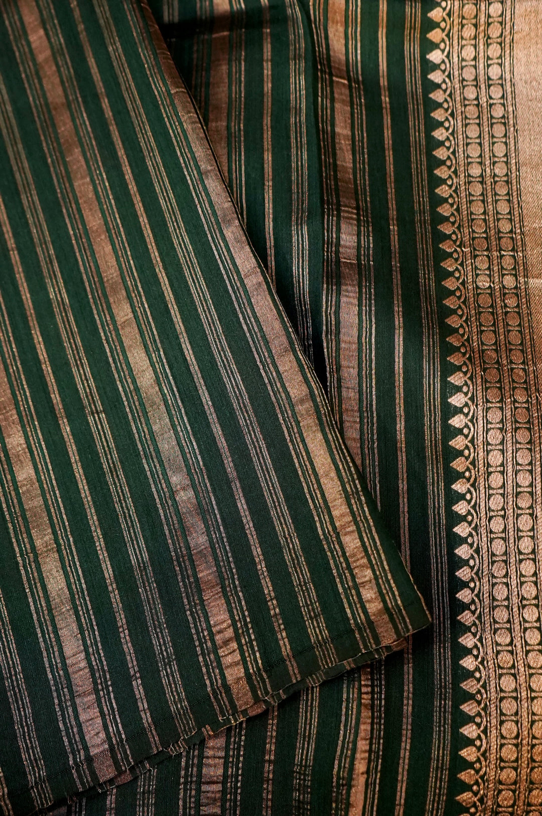 Pure Banarasi Silk Saree with Stripes & Shibori Weaving in Bottle Green