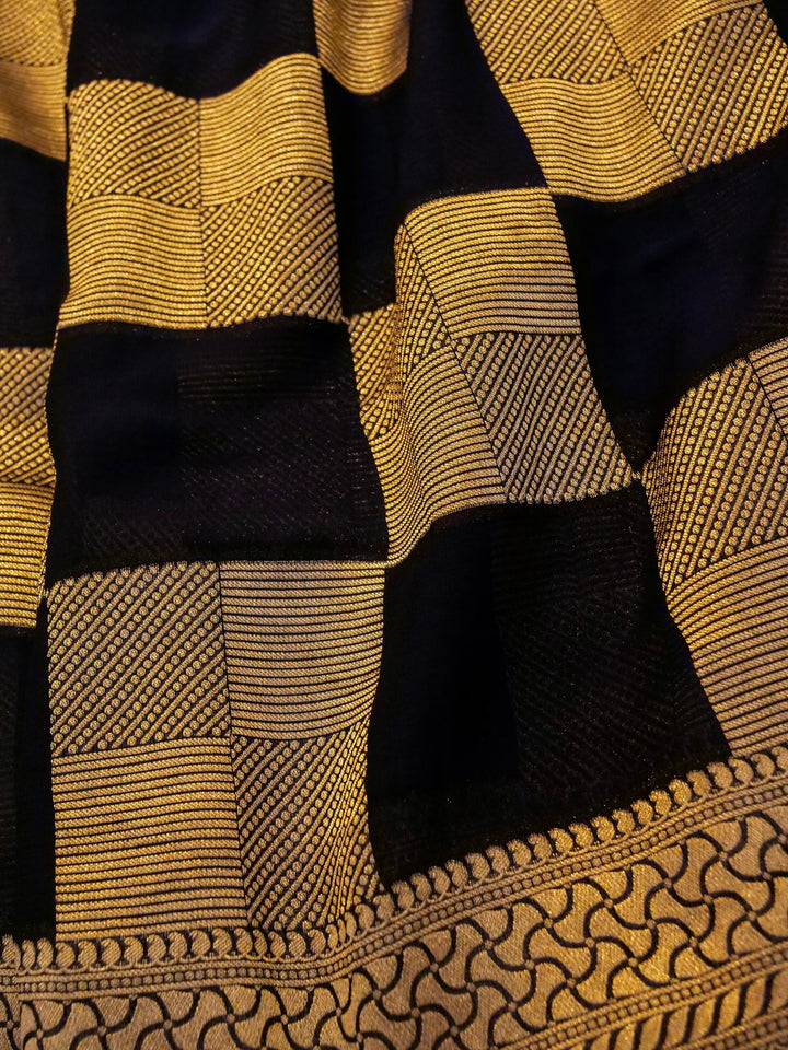 Elegant Black Banarasi Khaddi Georgette Saree with Exquisite Zari Weave Checks