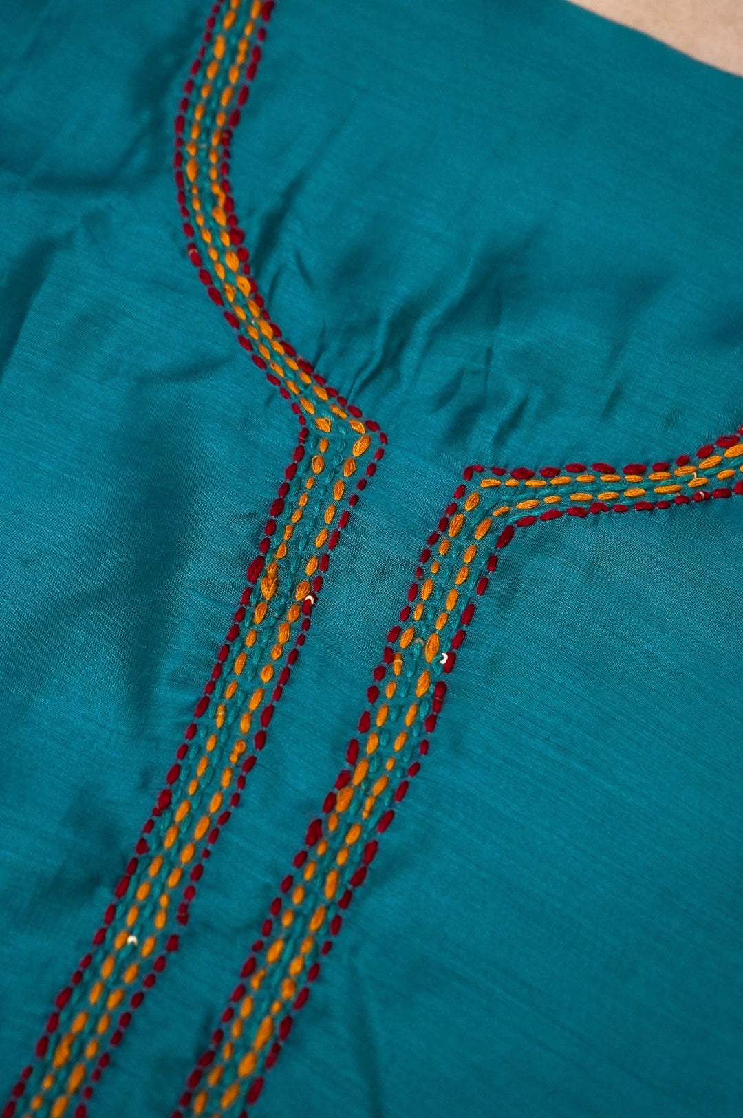 Peacock Green Crepe Silk Suit Set with Appliqué and Kantha Embroidery View 5