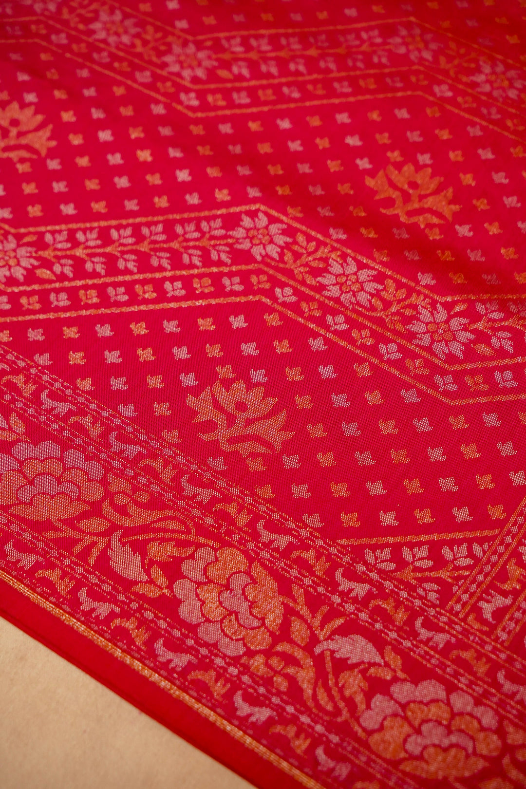 Handwoven Banarasi Pure Katan Silk Pink Jamdani Pattern Saree View 4