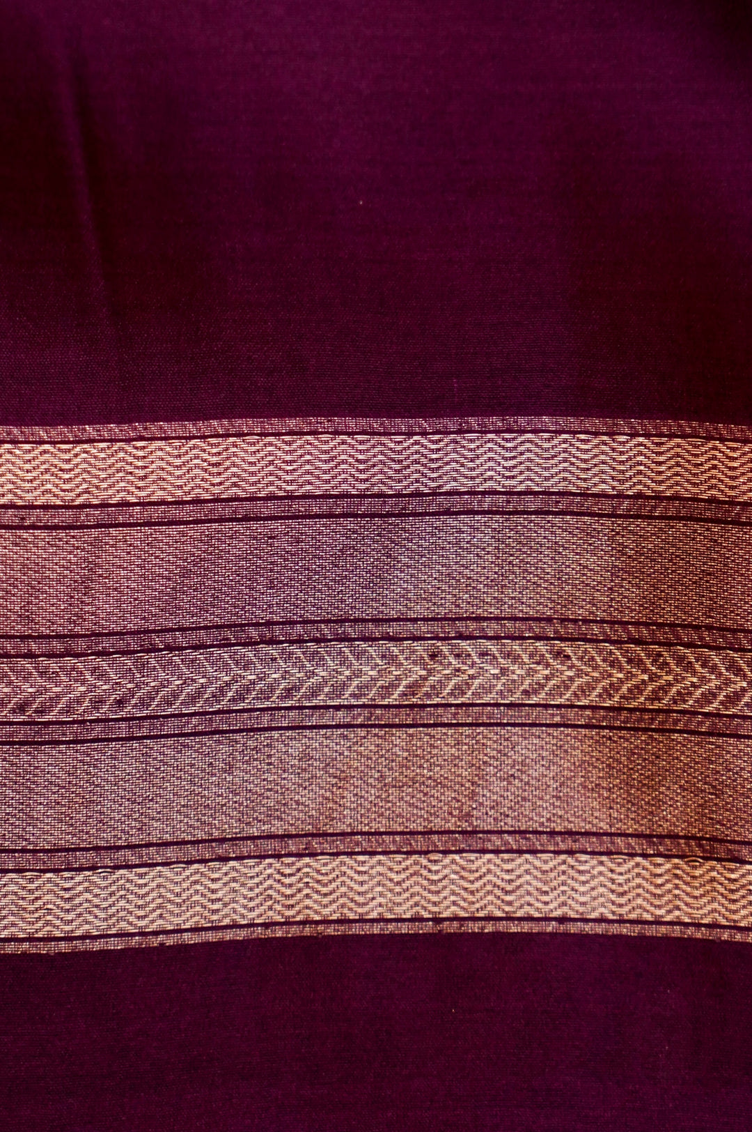 Imperial Wine Majesty – Dark Purple Pure Katan Silk Handloom Banarasi Madhubala Saree